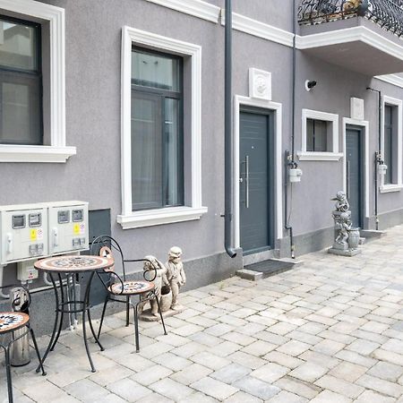 Blue-Line-Apartment-Unirii Bukarest Eksteriør billede